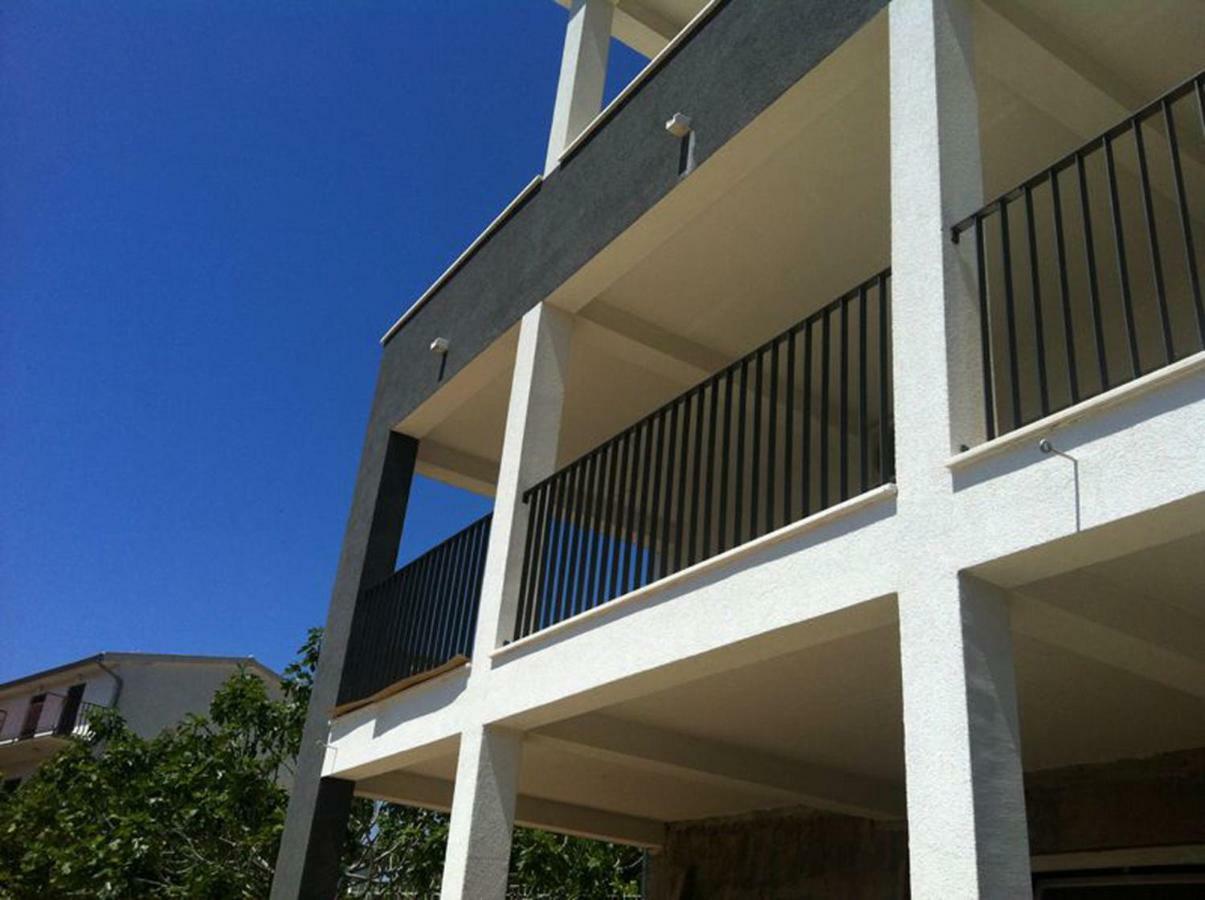Days@Sea Apartment Primosten Bagian luar foto