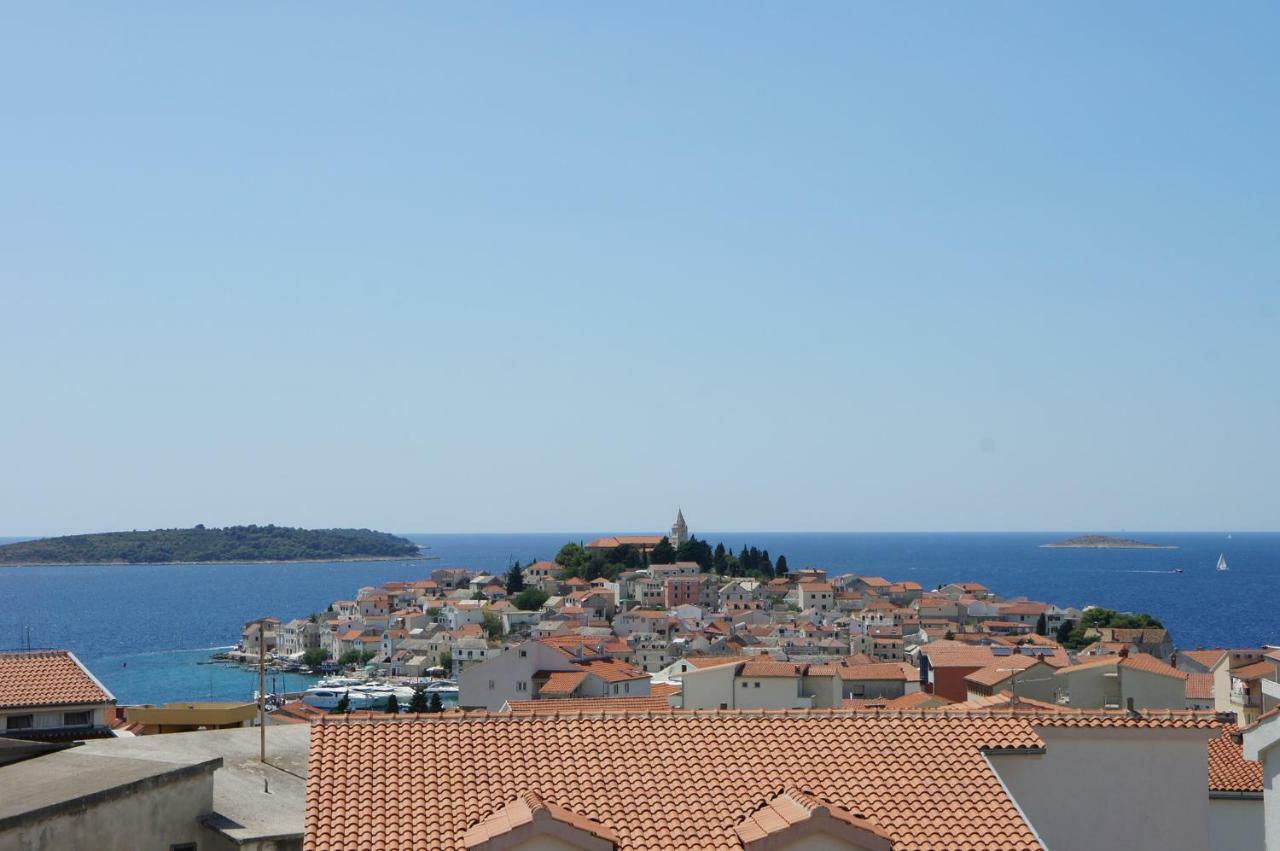 Days@Sea Apartment Primosten Bagian luar foto