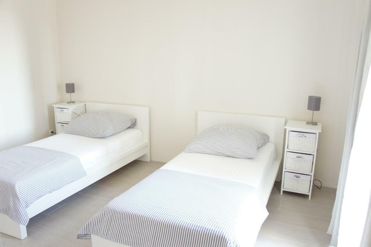 Days@Sea Apartment Primosten Bagian luar foto