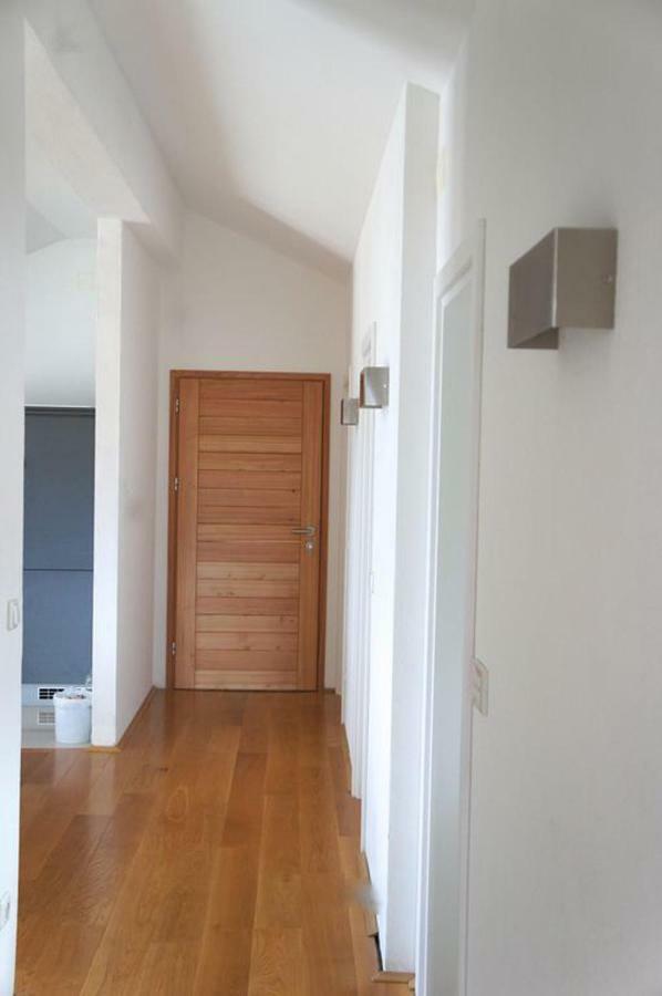 Days@Sea Apartment Primosten Bagian luar foto
